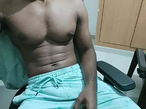 Snapshot of kratosTheHunk chatting on August 2, 2026, 5:21 pm kratosTheHunk online show from August 2, 2026, 5:21 pm