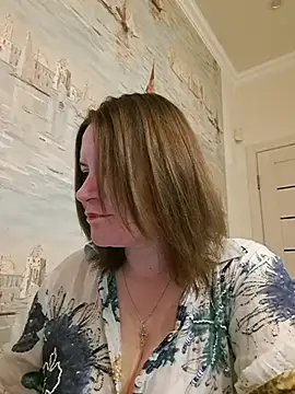 LaraHarper online show from April 7, 2026, 8:54 pm