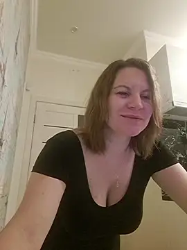 LaraHarper online show from March 19, 2026, 1:05 am