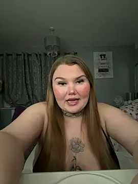 BeeMay22 online show from March 10, 2026, 9:52 pm