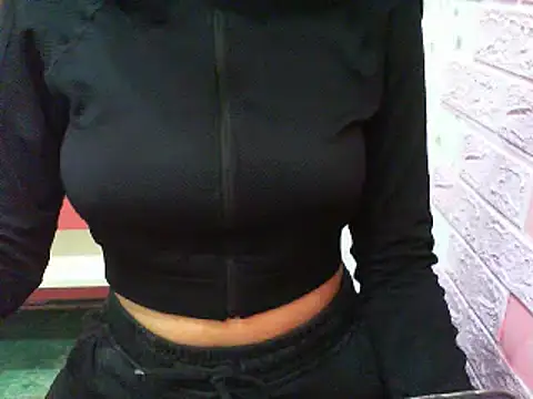 Snapshot of lolit_cat chatting on April 23, 2026, 11:17 pm lolit cat online show from April 23, 2026, 11:17 pm