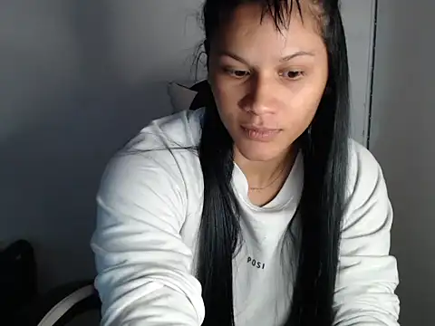 Snapshot of KathLovee chatting on June 9, 2026, 10:27 am KathLovee online show from June 9, 2026, 10:27 am