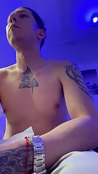 TitanNoir online show from April 18, 2026, 12:46 am