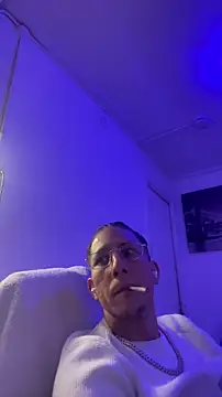 TitanNoir online show from April 21, 2026, 11:33 pm