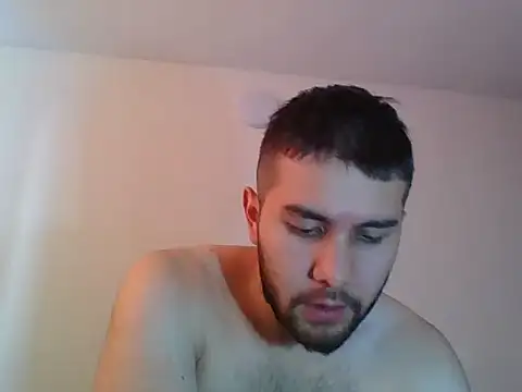 Snapshot of liam-lewis chatting on March 6, 2026, 6:25 pm liam-lewis online show from March 6, 2026, 6:25 pm