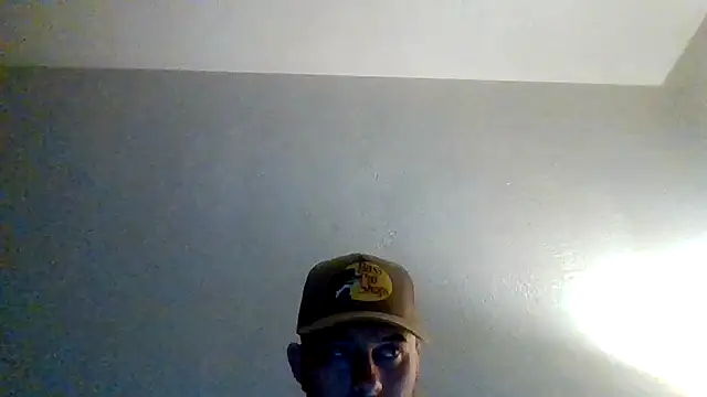 Snapshot of TallHungandCloudy69 chatting on March 4, 2026, 1:41 pm TallHungandCloudy69 online show from March 4, 2026, 1:41 pm