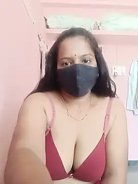 Snapshot of Miss-Dolly07 chatting on June 17, 2026, 7:41 am Miss-Dolly07 online show from June 17, 2026, 7:41 am
