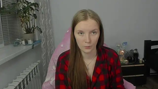 Mary Blu online show from November 18, 2025, 5:49 pm