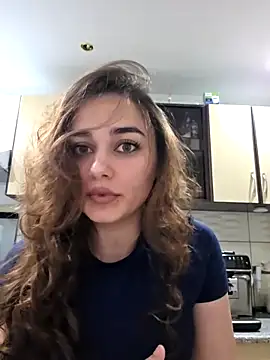 Snapshot of KatarinaHeaven chatting on May 7, 2026, 6:55 pm KatarinaHeaven online show from May 7, 2026, 6:55 pm