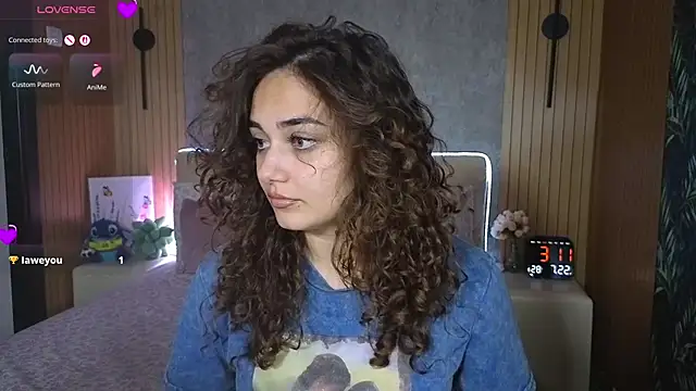 Snapshot of KatarinaHeaven chatting on July 22, 2026, 12:12 am KatarinaHeaven online show from July 22, 2026, 12:12 am