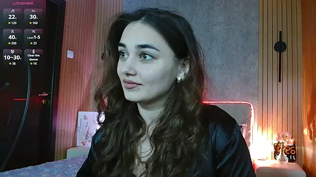 Snapshot of KatarinaHeaven chatting on May 10, 2026, 9:27 pm KatarinaHeaven online show from May 10, 2026, 9:27 pm