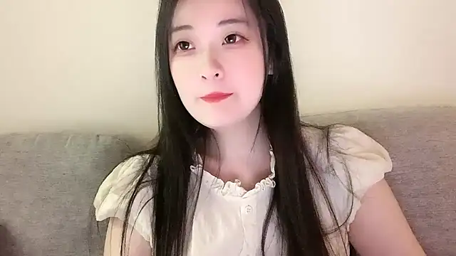 Snapshot of -YUKI-chan chatting on June 7, 2026, 2:00 pm -YUKI-chan online show from June 7, 2026, 2:00 pm