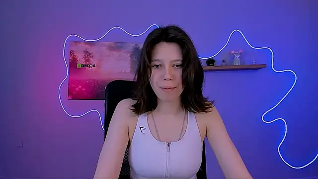 aria wild  online show from May 17, 2026, 7:14 pm