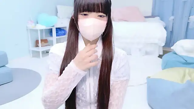 Hime na online show from April 19, 2026, 12:28 pm