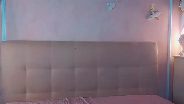 Snapshot of JenniferCamprell chatting on May 1, 2026, 6:24 pm JenniferCamprell online show from May 1, 2026, 6:24 pm