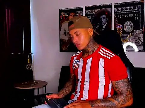 tyler bell  online show from March 10, 2026, 1:37 pm