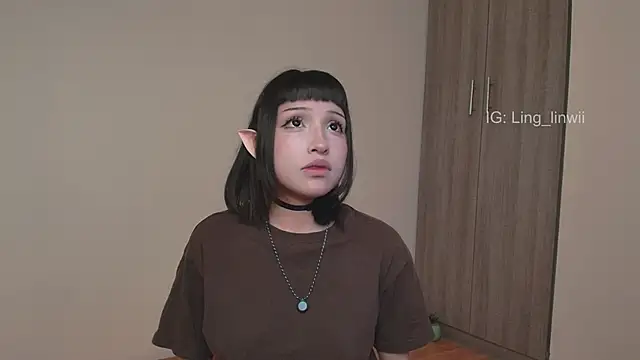 Snapshot of ling_meow chatting on April 25, 2026, 4:26 am ling meow online show from April 25, 2026, 4:26 am
