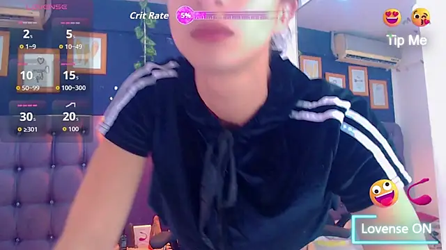 ValentinaHott online show from March 5, 2026, 9:43 pm