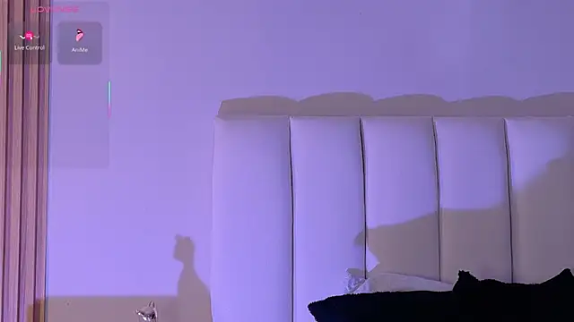 nicocrown online show from March 18, 2026, 7:26 pm