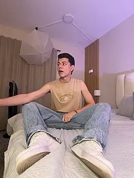 nicocrown online show from March 23, 2026, 8:08 pm