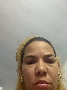 Crespita Shy23 online show from March 5, 2026, 4:53 am