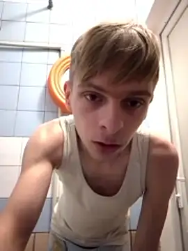 Loshka19 online show from March 4, 2026, 12:13 pm