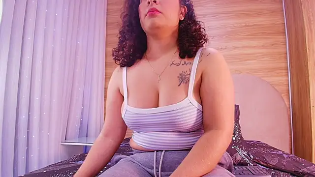 kiara lp online show from May 14, 2026, 3:03 am