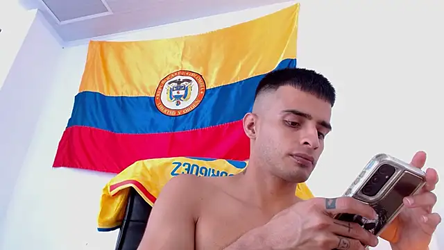 Snapshot of Bad_Boy_Carter69 chatting on July 16, 2026, 2:47 pm Bad Boy Carter69 online show from July 16, 2026, 2:47 pm