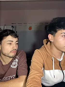 Lucasss2204 online show from April 7, 2026, 3:41 am