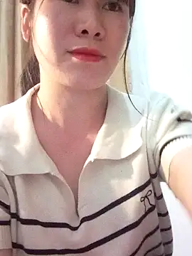 Snapshot of Bondgirl_9 chatting on March 24, 2026, 3:23 pm Bondgirl 9 online show from March 24, 2026, 3:23 pm