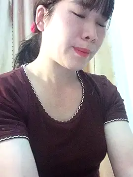 Snapshot of Bondgirl_9 chatting on March 22, 2026, 7:10 am Bondgirl 9 online show from March 22, 2026, 7:10 am