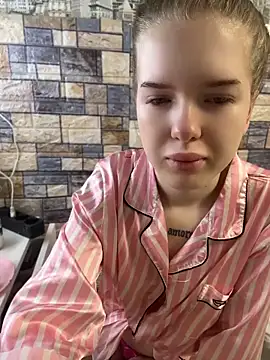 KayShaw online show from June 11, 2026, 4:09 am