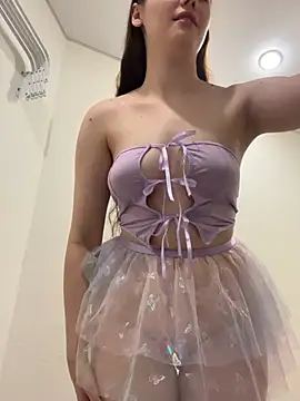 pinkpeachx online show from March 12, 2026, 2:54 pm