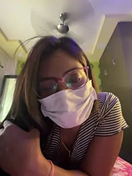 nikki catz online show from April 1, 2026, 4:25 am