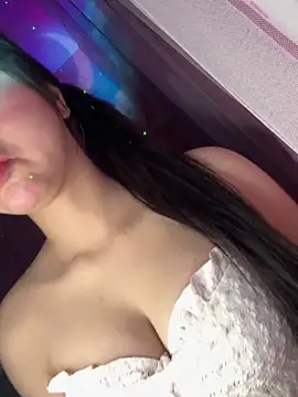 hot-cumplay online show from March 18, 2026, 4:59 am