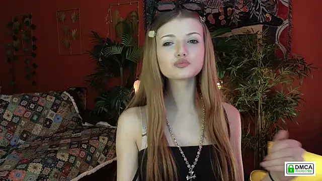 Enji Rey online show from April 12, 2026, 8:39 am