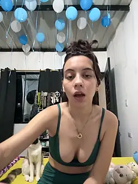 Nicole Cute04 online show from March 23, 2026, 3:50 am