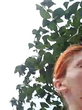 Snapshot of Sasha_Red_ chatting on March 4, 2026, 12:35 pm Sasha Red online show from March 4, 2026, 12:35 pm