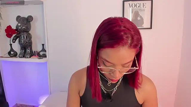 Im Scarlett  online show from March 12, 2026, 6:23 pm