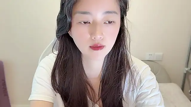 jinxiyao01 online show from June 14, 2026, 2:24 am