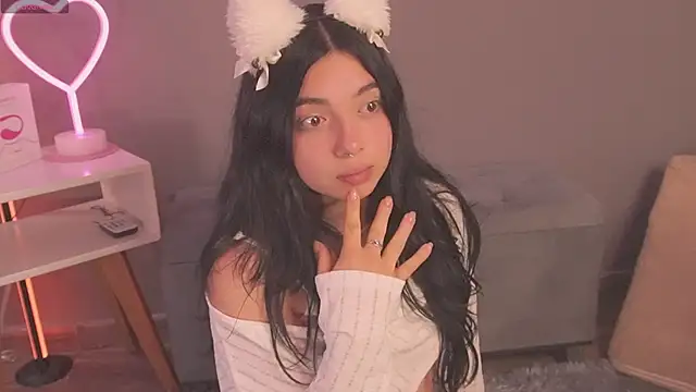 Im Elaris online show from April 2, 2026, 2:57 pm