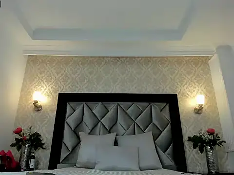 LaraDemonn online show from July 29, 2026, 5:06 am