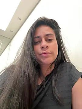 Geovana blan online show from March 3, 2026, 8:16 pm