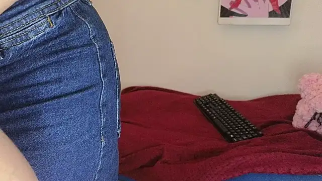 Caroline hernandes online show from April 16, 2026, 12:39 pm