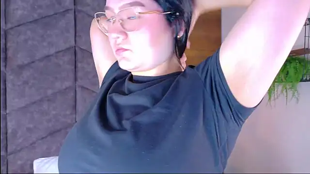 Snapshot of AmatistaSky__ chatting on May 11, 2026, 11:33 am AmatistaSky online show from May 11, 2026, 11:33 am