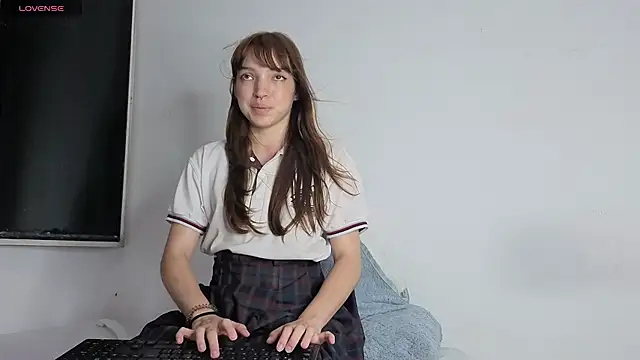 Ashly pinkxx online show from April 21, 2026, 2:03 am