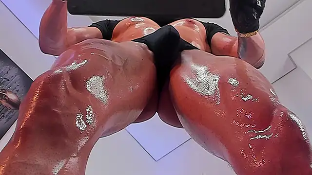 Angelo Varek online show from March 5, 2026, 3:58 am