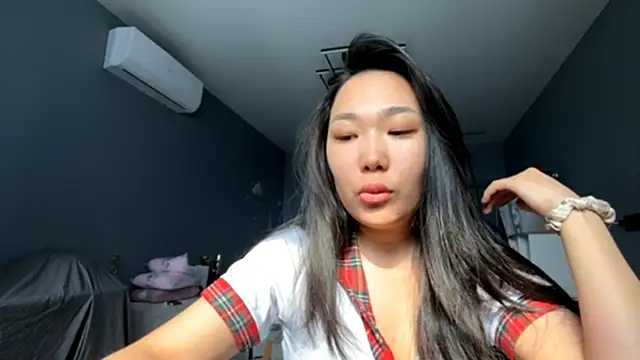 DrivenRitual online show from March 6, 2026, 1:44 am