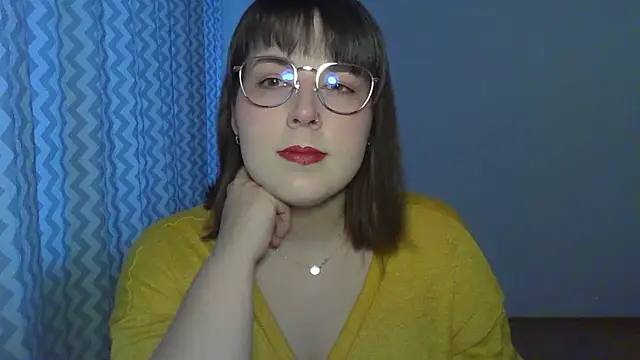 ClaraHard online show from April 11, 2026, 4:32 pm