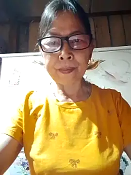 Snapshot of Sky-rain98 chatting on May 1, 2026, 10:26 pm Sky-rain98 online show from May 1, 2026, 10:26 pm